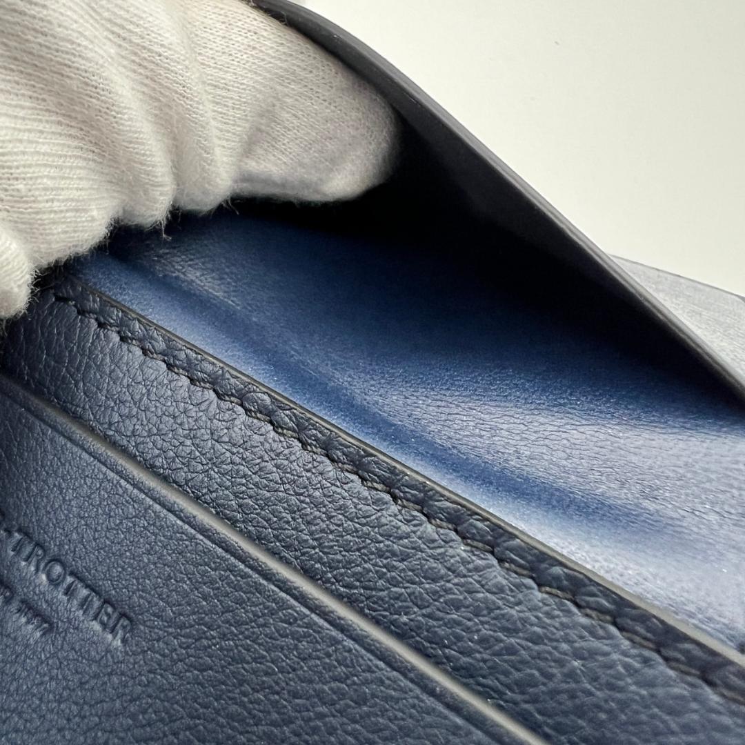 未使用品グローブトロッター☆メンズカードケース 名刺入れ ソフトレザー 本革 紺