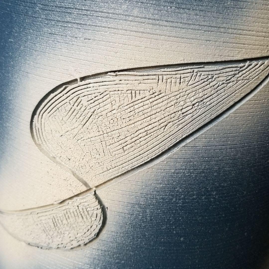 信楽焼傘立て  淡肌レリーフ 高さ４７cm