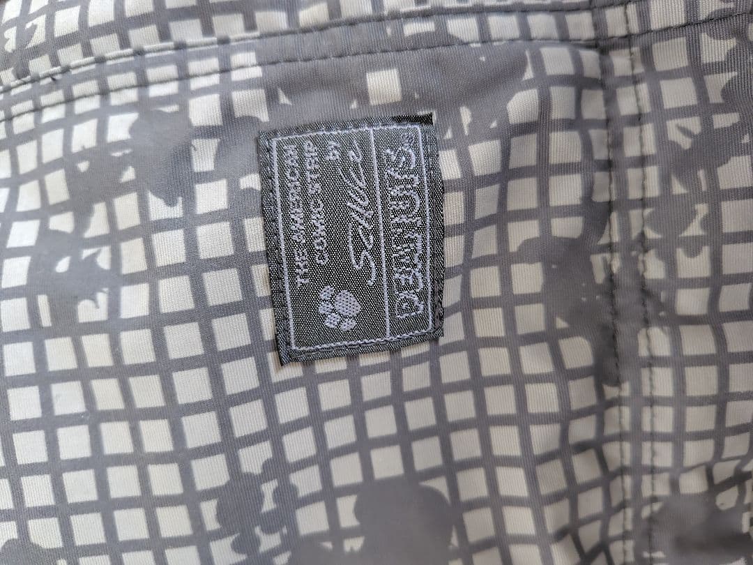 【美品 日本製】スヌーピー&ウッドストック柄のレディーススキーウェア(上下)