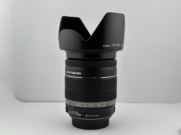★極上品★キヤノンCANON EF-S 18-200mm F3.5-5.6 IS