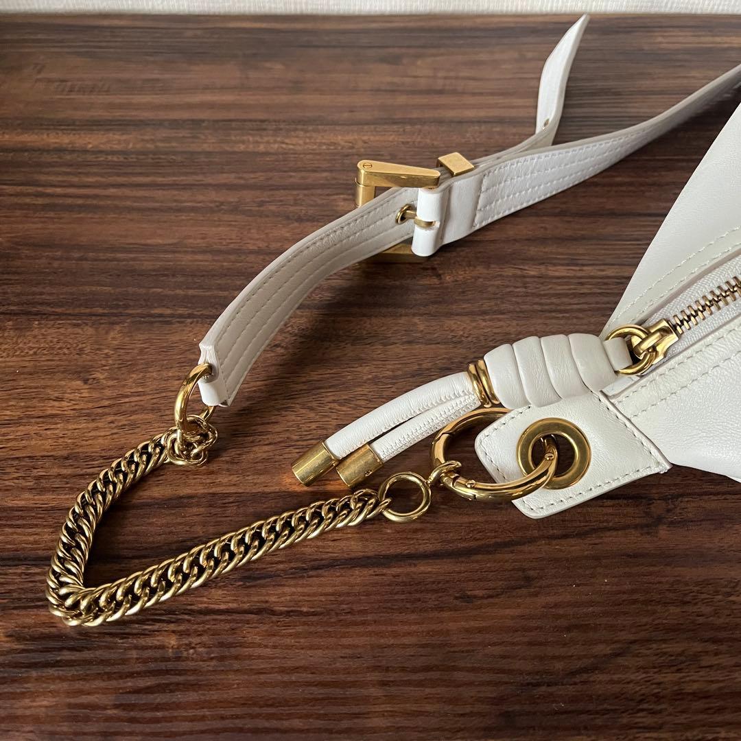 【美品！！】GIVENCHY ジバンシー ジバンシィ ボディバッグ ロゴ レザー