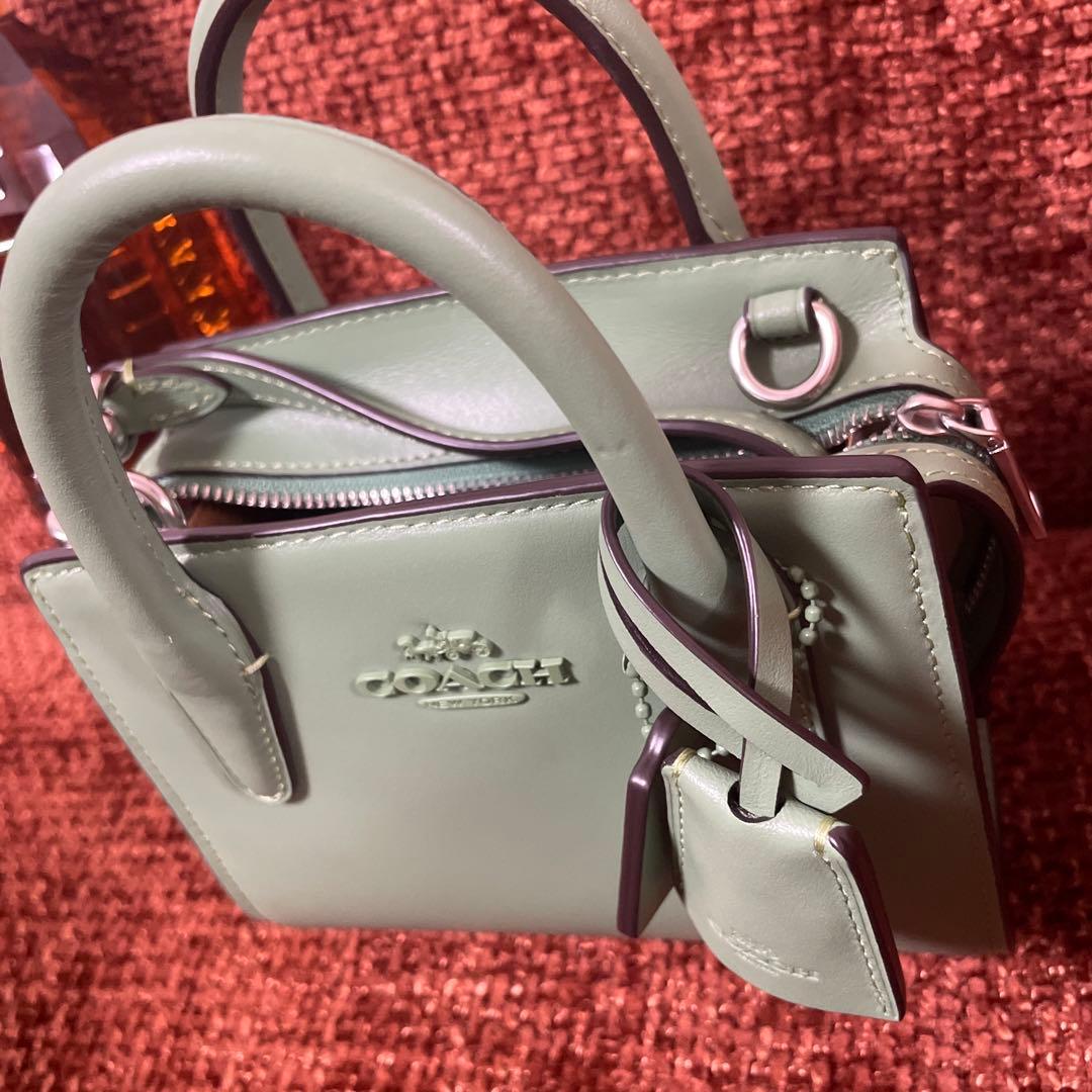 戌*亥様 最終値下げ　COACH ミントグリーン ショルダーバッグ