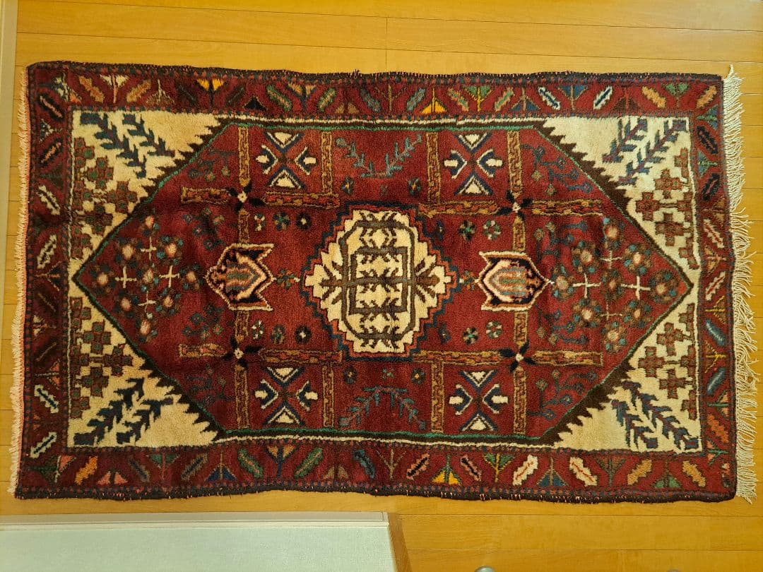 イラン　トライバルラグ　ヴィンテージラグ　ウール　手織り　ペルシャ絨毯