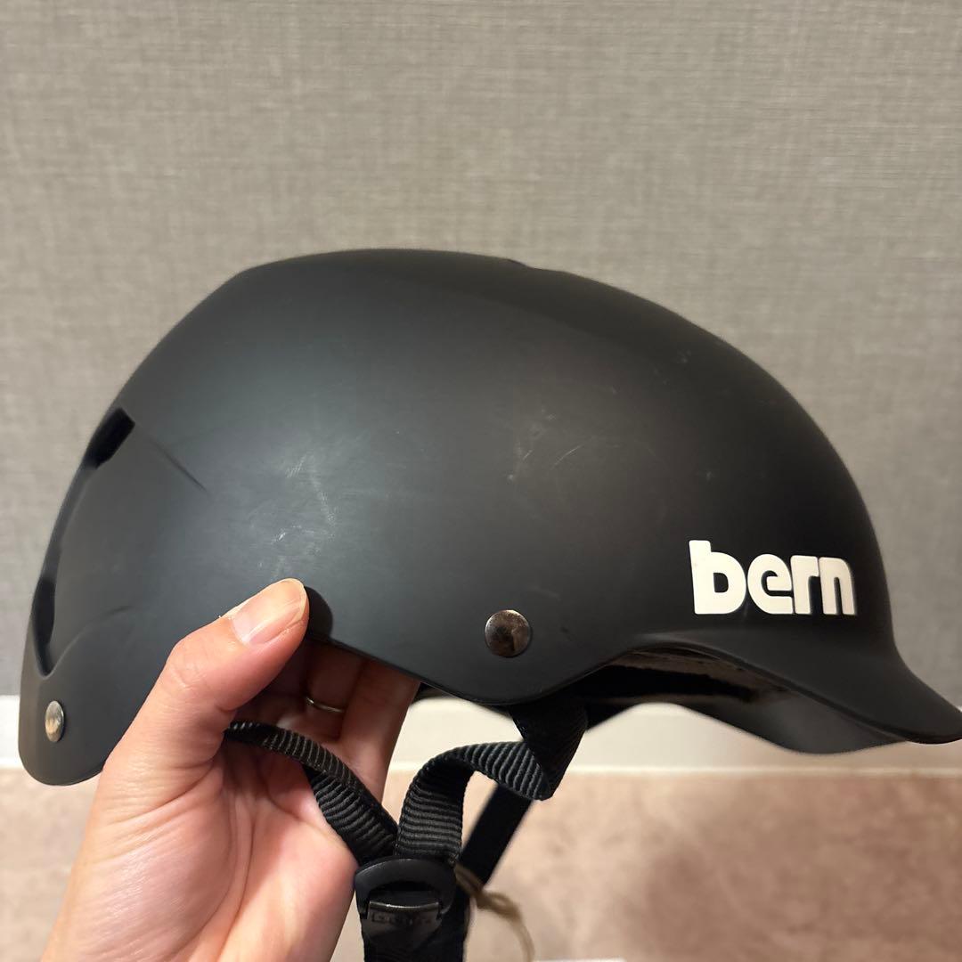 バーンヘルメット