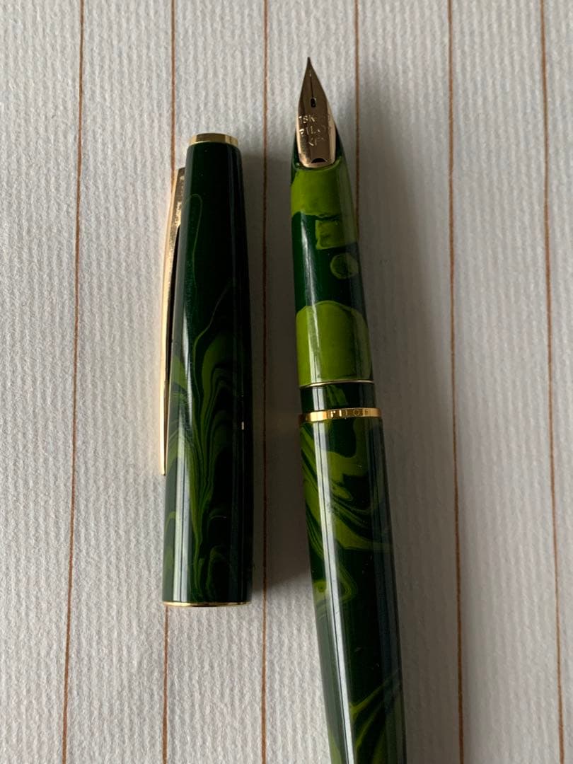 極めて希少 PILOT（パイロット） Lady Umryu雲流 万年筆 18K