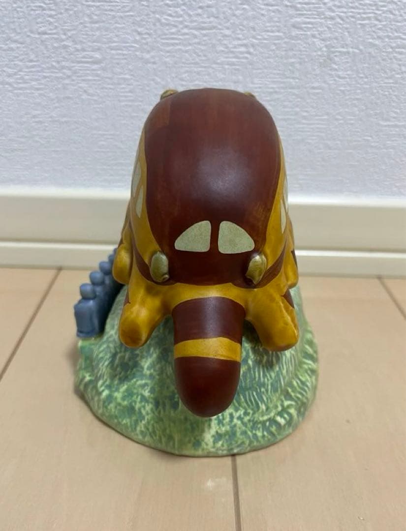 となりのトトロ　ネコバス　オルゴール　置物