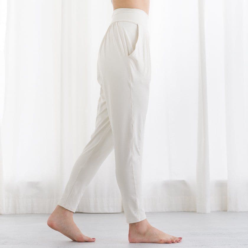 リンダワークス　新品カリプソパンツ　Mサイズ