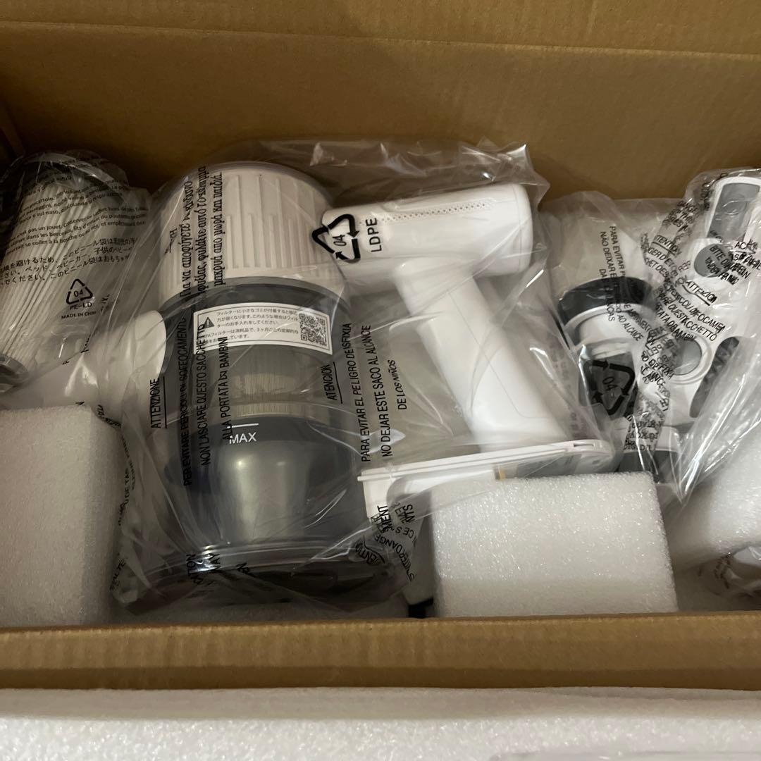 シャクヤク様【新品未使用】65000PA スティッククリーナー 本体 シルバー