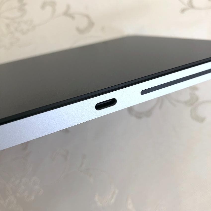 極上優良品｜最新｜USB-C｜ブラック｜Apple Magic Trackpad