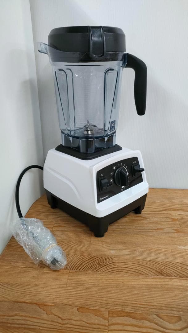 【美品】バイタミックス E520　ホワイト　保証書あり　1614