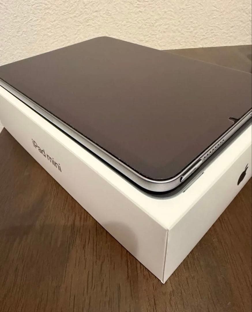 【未使用に近い】iPad mini 第7世代 Wi-Fiモデル 512GB