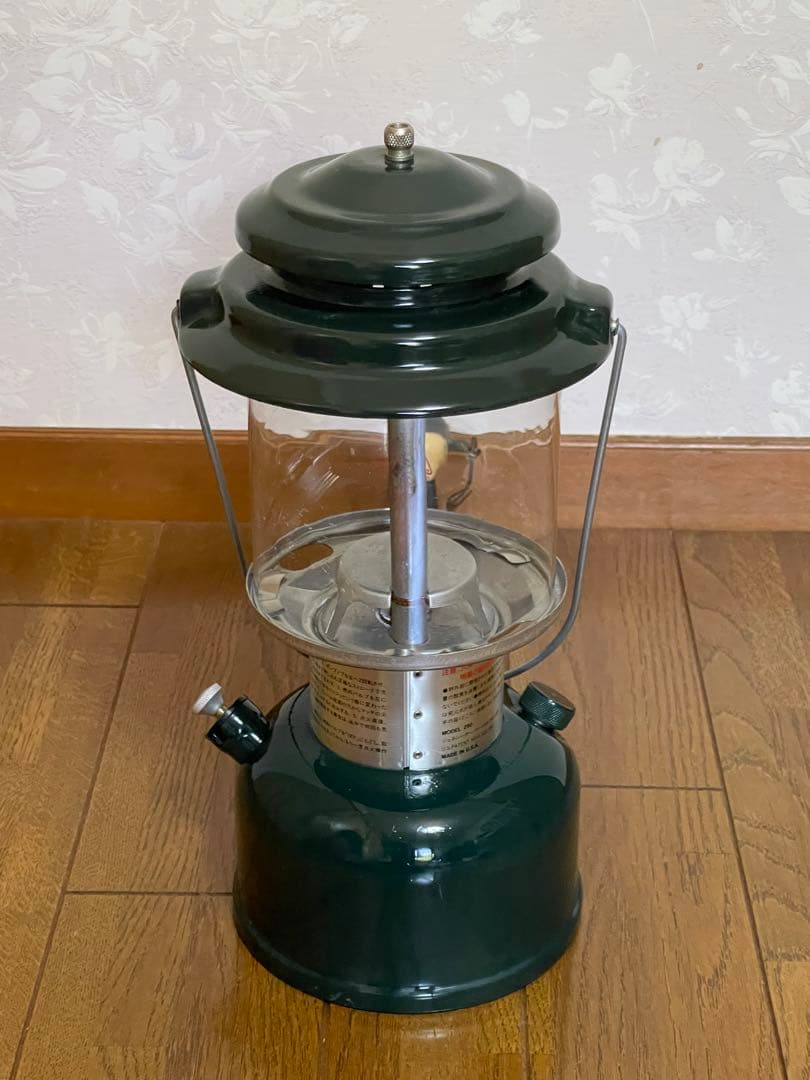 ビンテージ‼️Coleman ランタン(液体燃料式)&シェルカップ2セット！