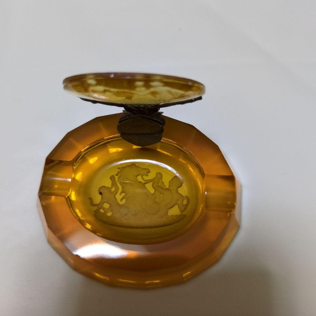 アンティーク琥珀色のガラス製灰皿