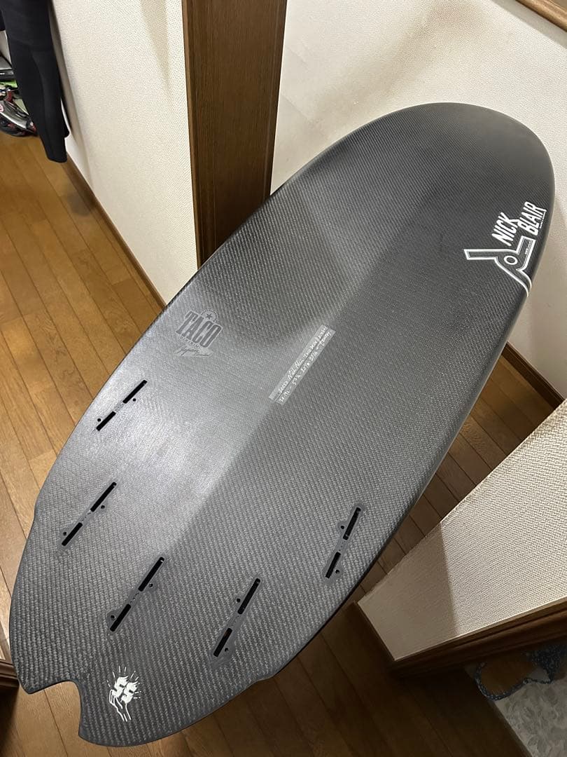 JOISTIKサーフボード　TACO DESUモデルフルカーボン　ニックシェイプ
