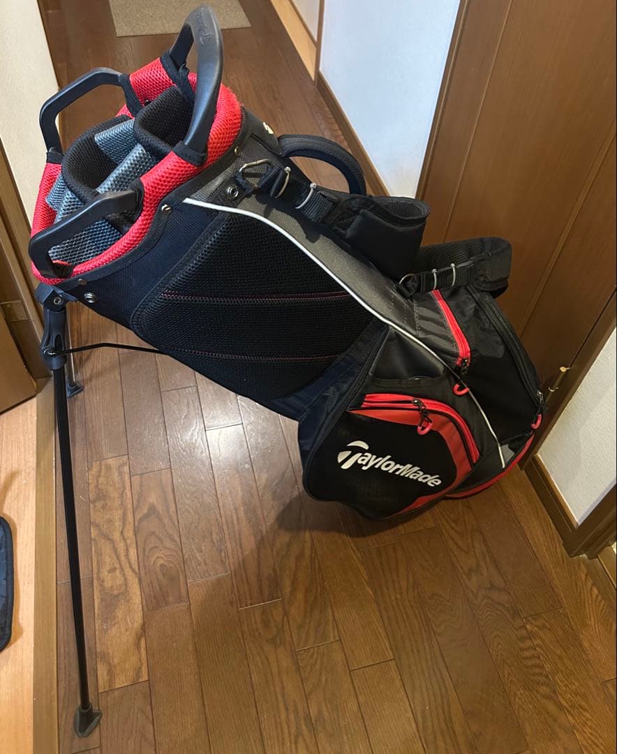 TaylorMade テーラーメイド スタンド式キャディバッグ