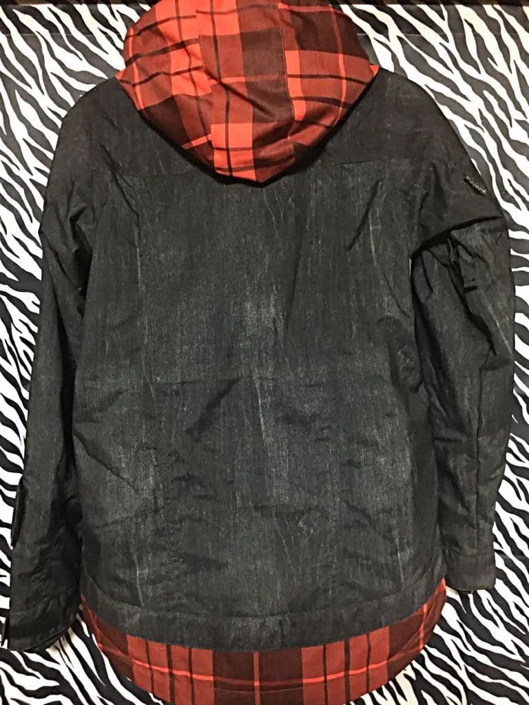 ★新品★ ESTIVO ♡ スノーボードウェア ジャケット Ｍ【お値下げ】