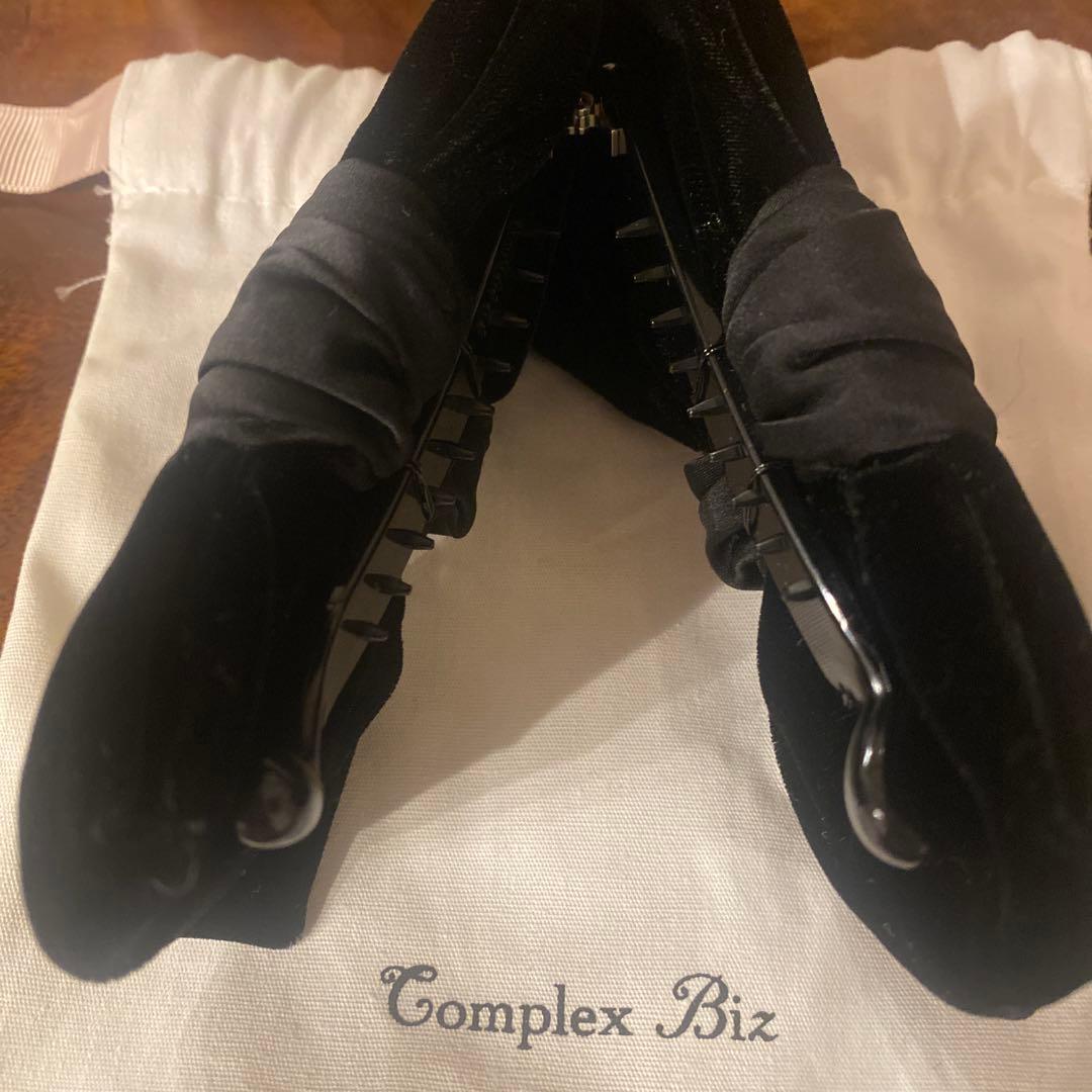 Complex Biz ブラックベルベット　バナナヘアクリップ