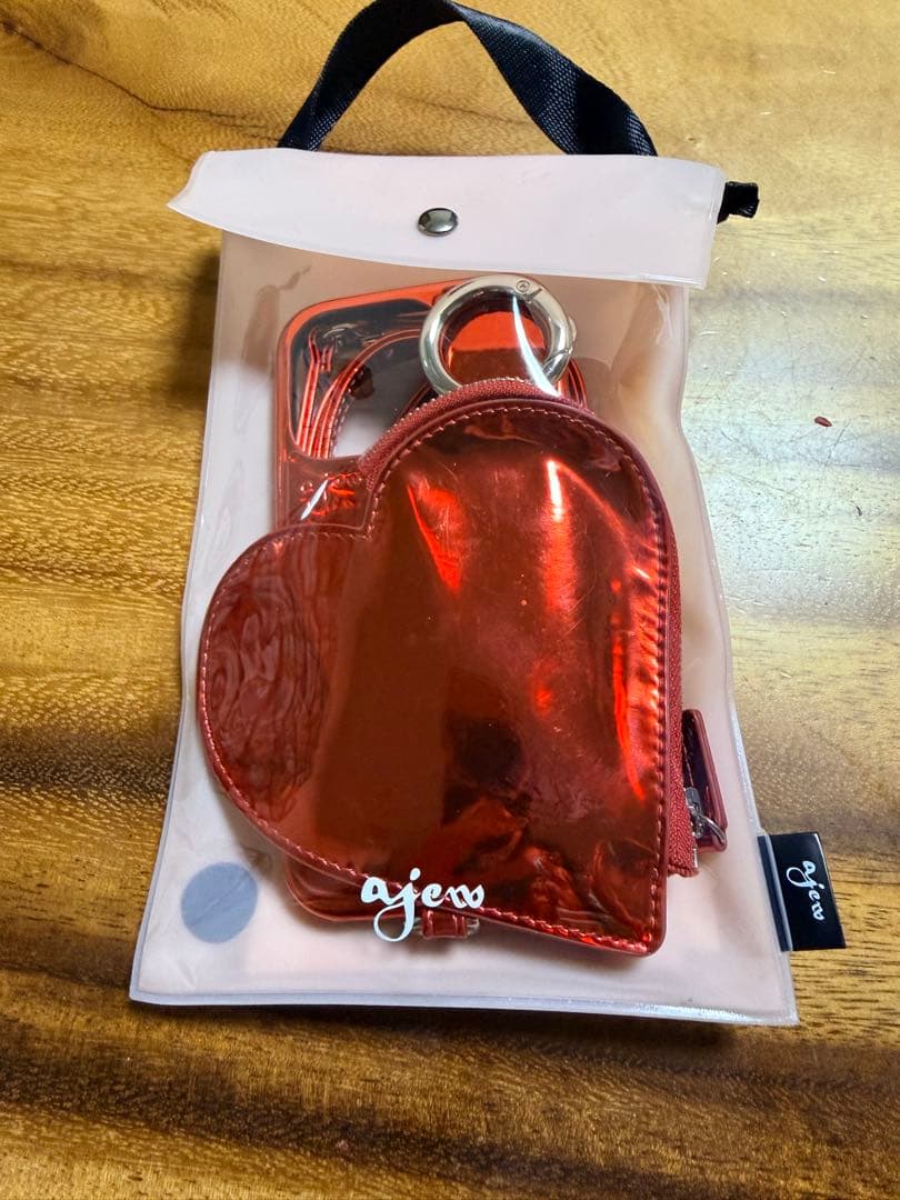 値下げ！ajew エジュー　スマホケース　メタルハート iPhone15pro