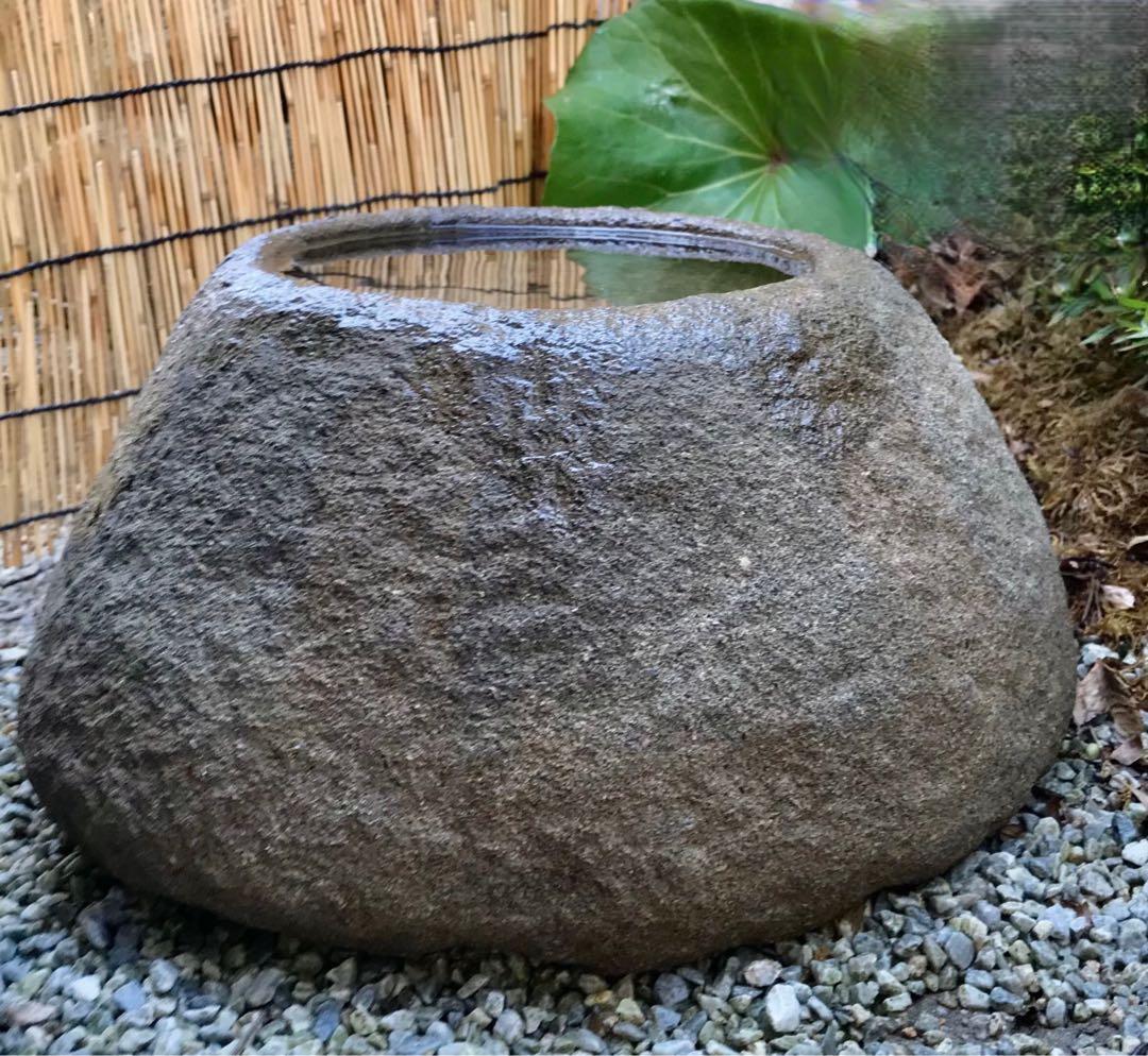 【天然自然石蹲・水鉢・向鉢・茶庭】オブジェ・庭石・置物・ガーデニング・バードバス