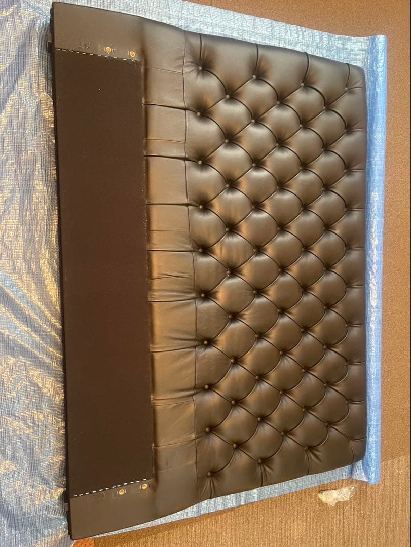 シモンズベッド GROSEILLE グロゼーユ 本革張り　ベッドボード