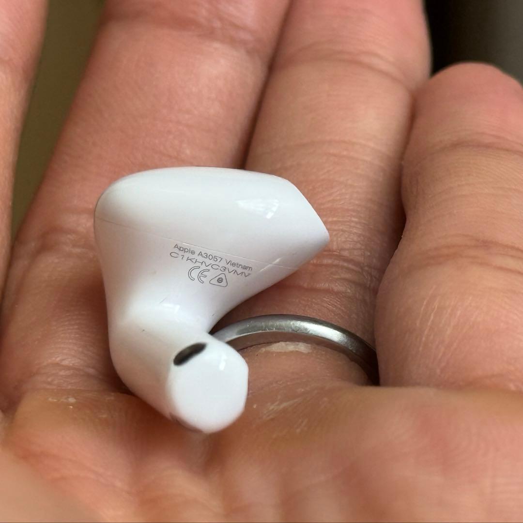 U*i様 AirPods 4 ANC アクティブノイズキャンセリング