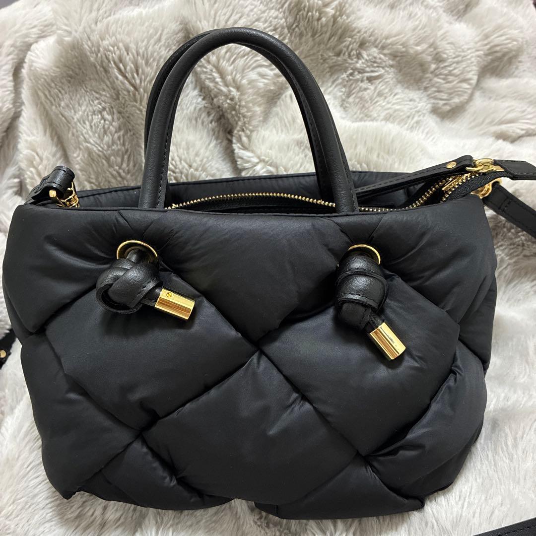 ヴィオラドーロ　ハンドバッグ