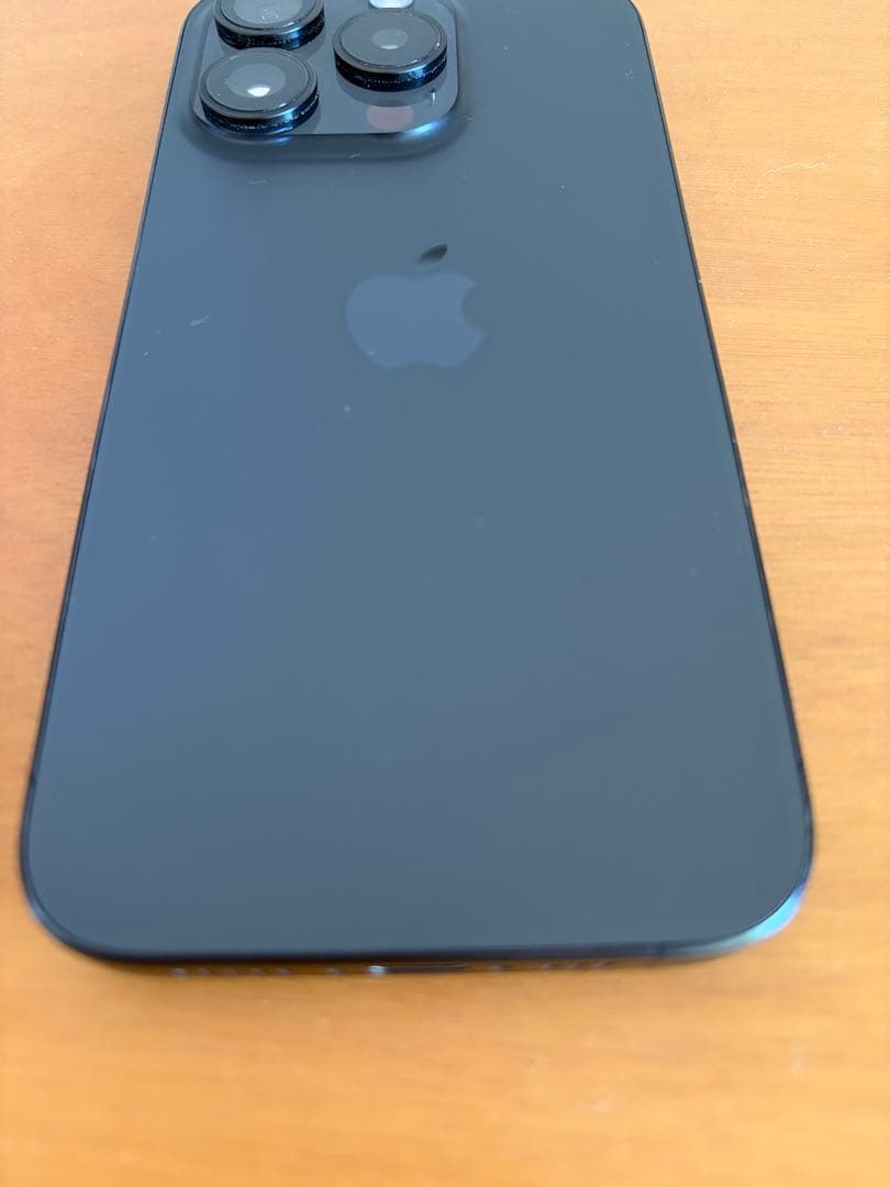 iPhone 15 pro ブラックチタニウム 米国仕様 SIMフリー