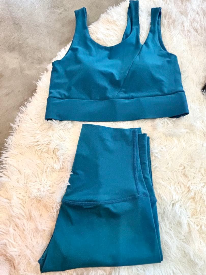 セール【rhythm＆balance】ブラトップとレギンスとTシャツ３点セット