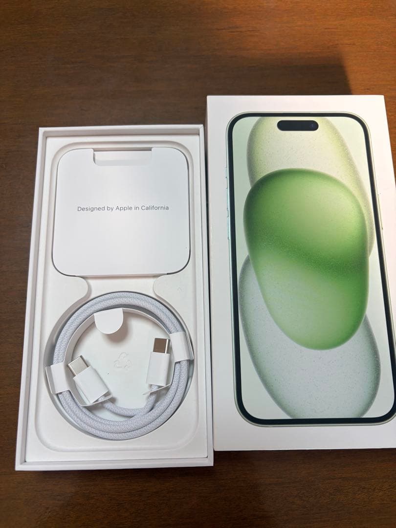 Apple iPhone 15 本体　グリーン　128GB