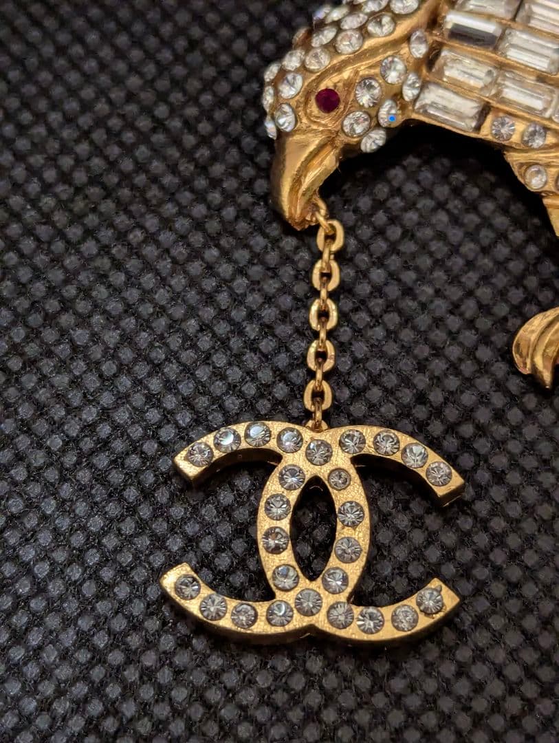 【Ye】CHANEL シャネル　ココマーク 　イーグル 　ブローチ