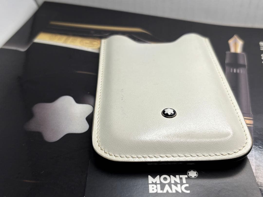 ⭐️美品⭐️モンブラン稀少完売逸品！本革製ペンポーチ・スマホケース・小物入れ白パール