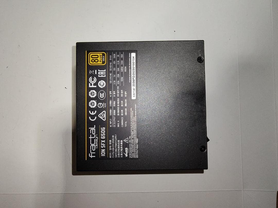 fractal designSFXーL電源　 ION SFX 650G 650W