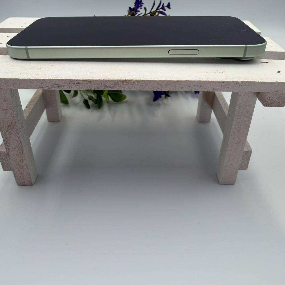 ※専用【美品】iPhone15 Plus 128GB グリーン 312