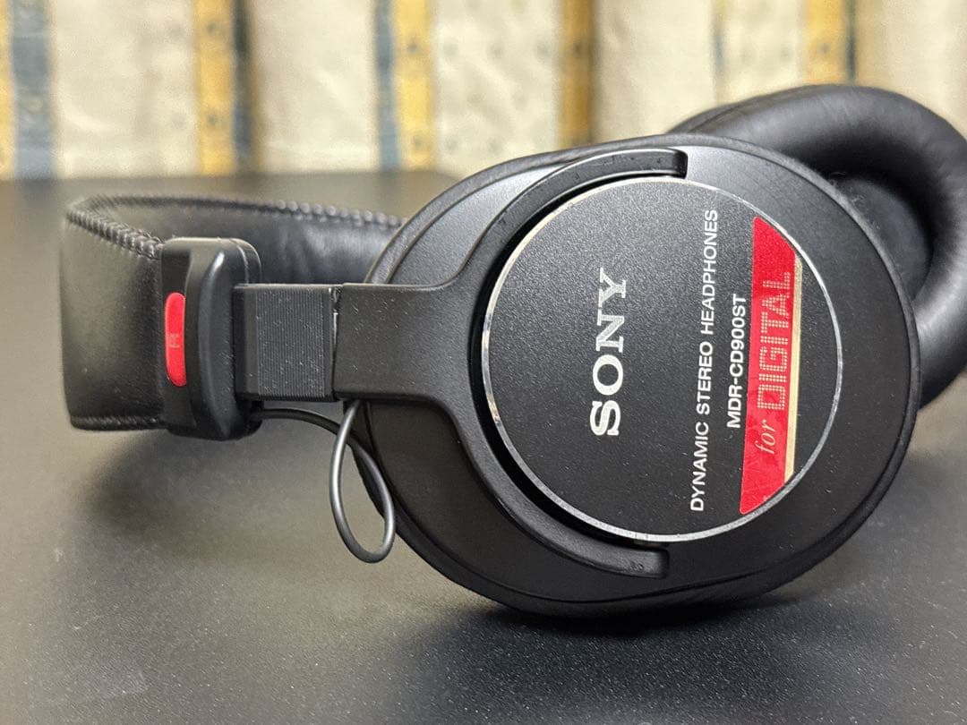 SONY MDR-CD900ST スタジオモニターヘ ッドホン