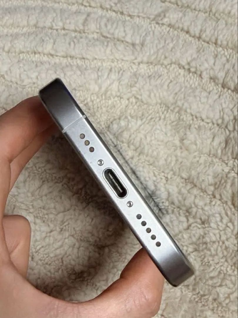 美品iPhone 15 Pro 512G SIMフリー