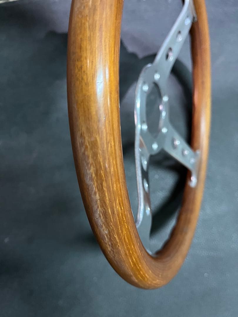 MOMO Super Indy ステアリングホイール