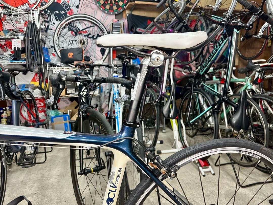 TREKフルカーボンMADONE3.1！基本分解発送送料無料！消耗品交換済み！