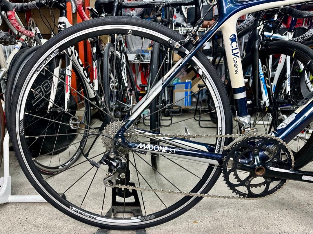 TREKフルカーボンMADONE3.1！基本分解発送送料無料！消耗品交換済み！