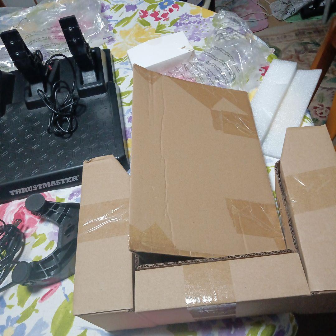 THRUSTMASTER T248 レーシングハンドル＋スタンド付き