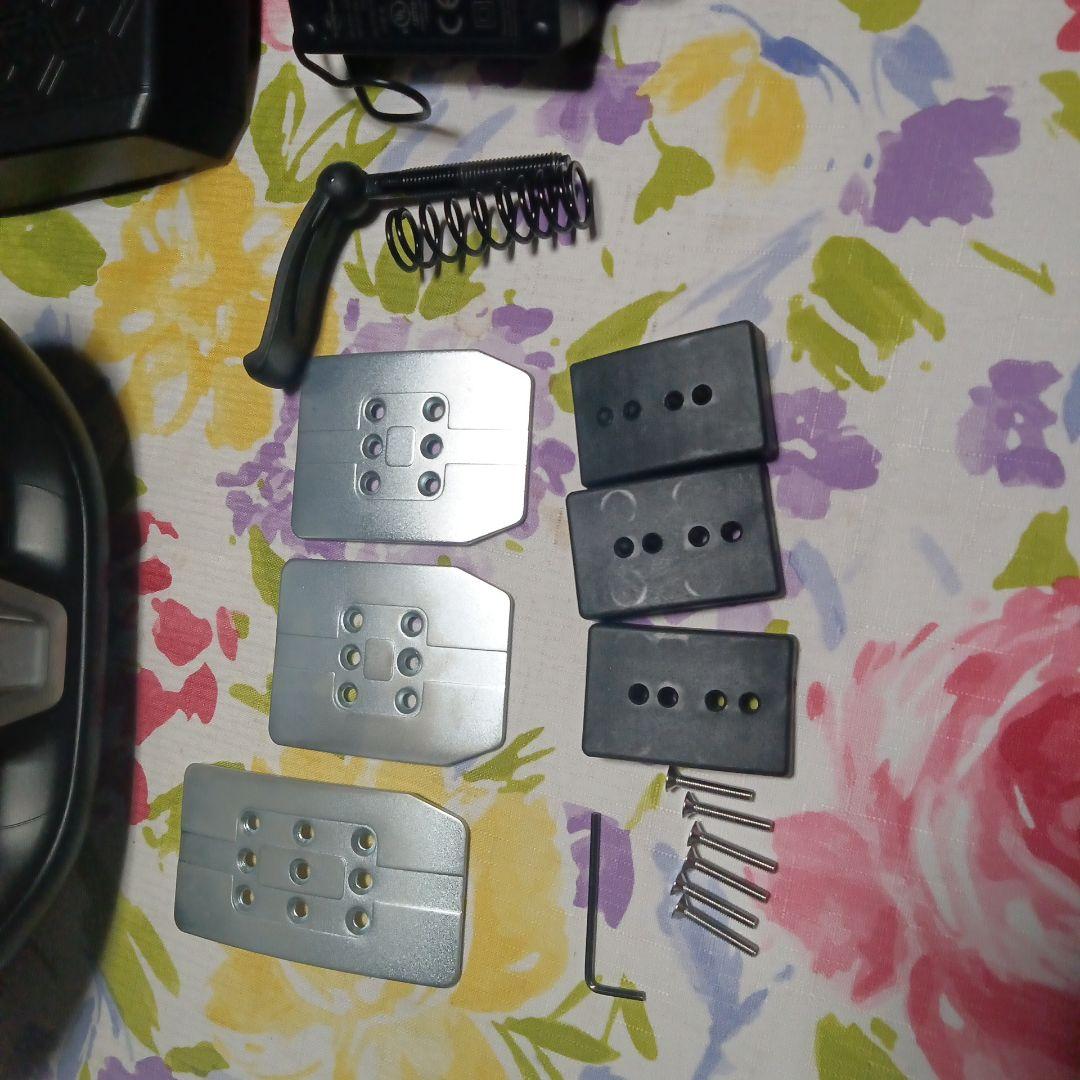 THRUSTMASTER T248 レーシングハンドル＋スタンド付き