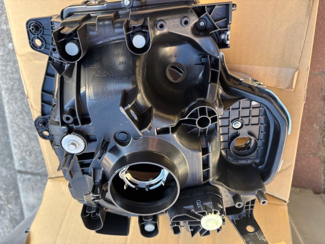 ハスラー左ヘッドライ