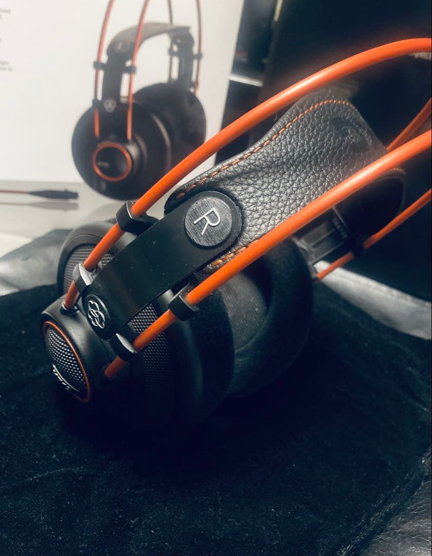 AKG K712PRO 開放型モニターヘッドホン