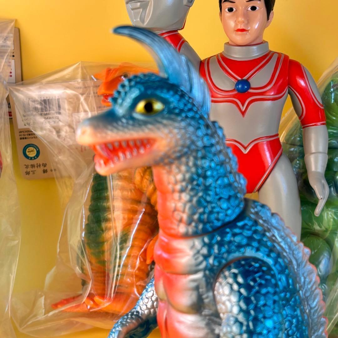 ブルマァクの怪獣シリーズ★アーストロン Gカラー 帰ってきたウルトラマン未開封品