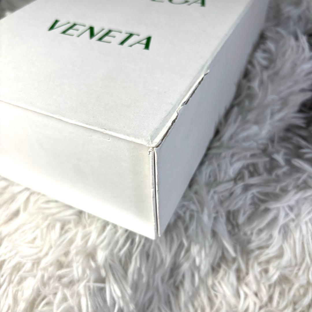 【美品】希少　Bottega Veneta トライアングルキーリング ピンク