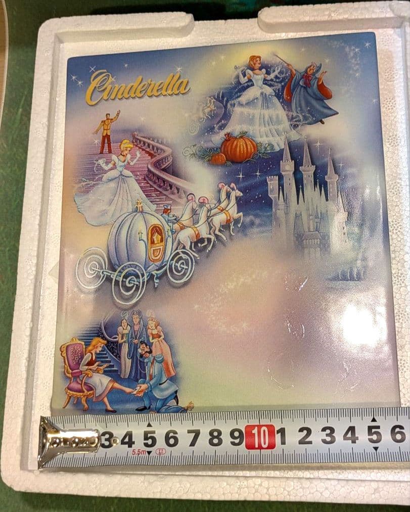 ディズニー　限定版コレクション　シンデレラ　壁掛け　鑑定書付き　未使用　レア