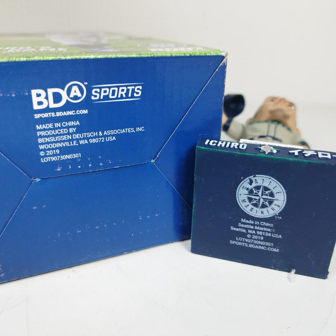 イチロー 引退試合記念 ボブルヘッド 球場配布品 バブルヘッド 首振り IEE7