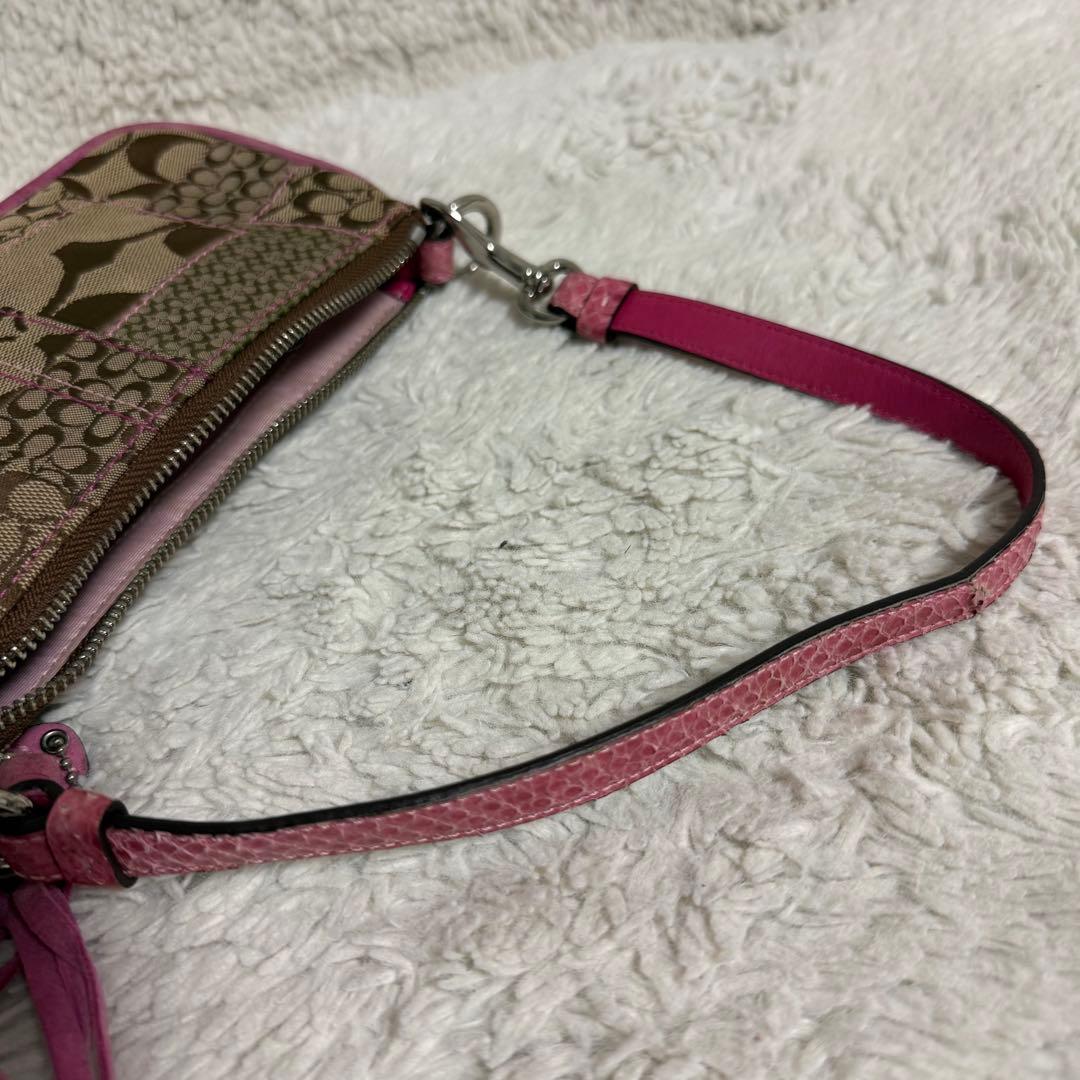 COACH コーチ アクセサリーポーチ シグネチャー ピンク ワンショルダー