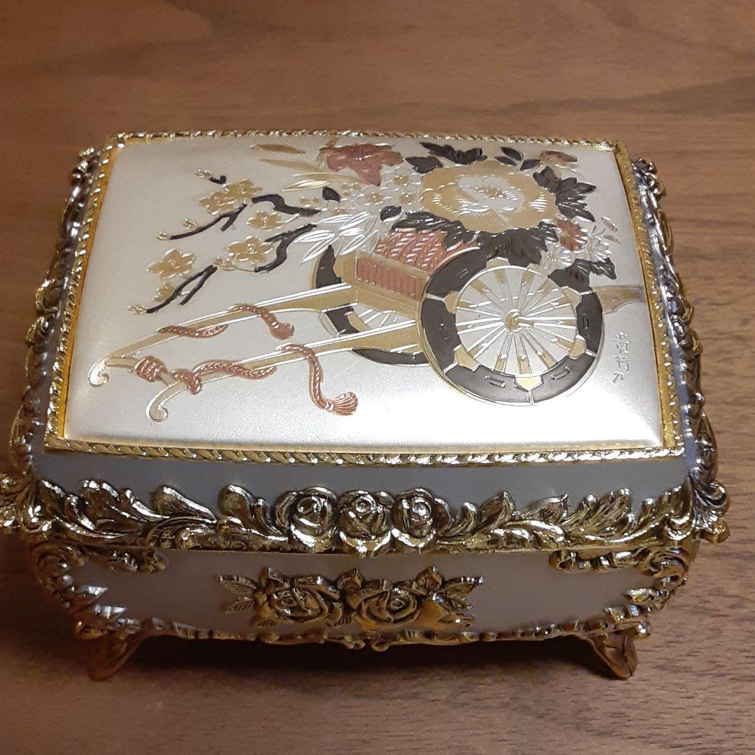 勲一等瑞宝章記念品オルゴール　日本初女性議員贈答品