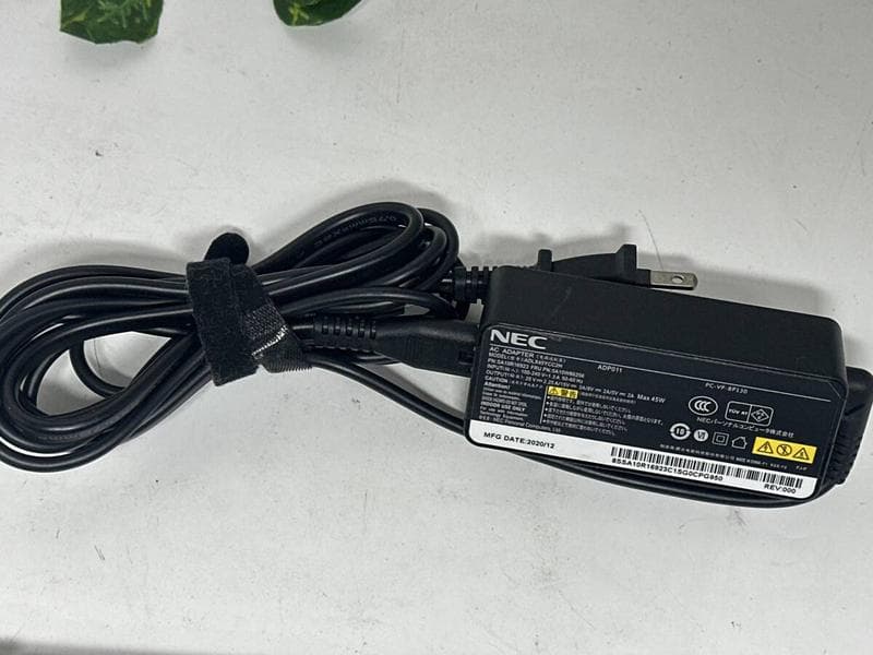 激安!!8世代i5搭載モデル NEC VersaPro VKT13H-4