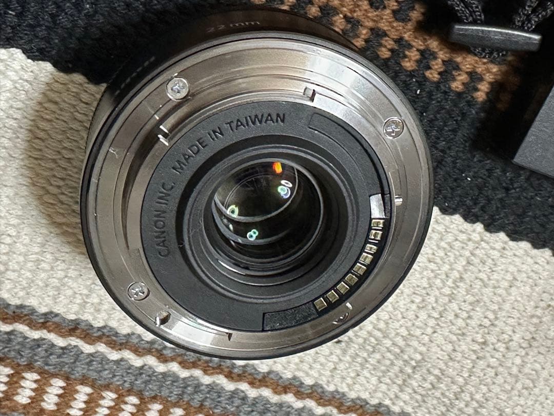 Canon EOS Kiss M ダブルレンズセット　ミラーレス